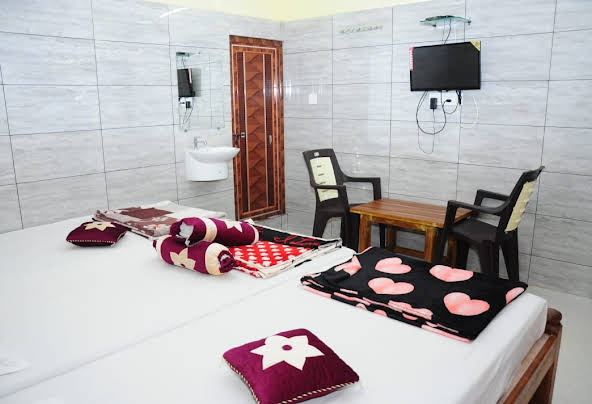 Aryan Residency Comfort Rooms